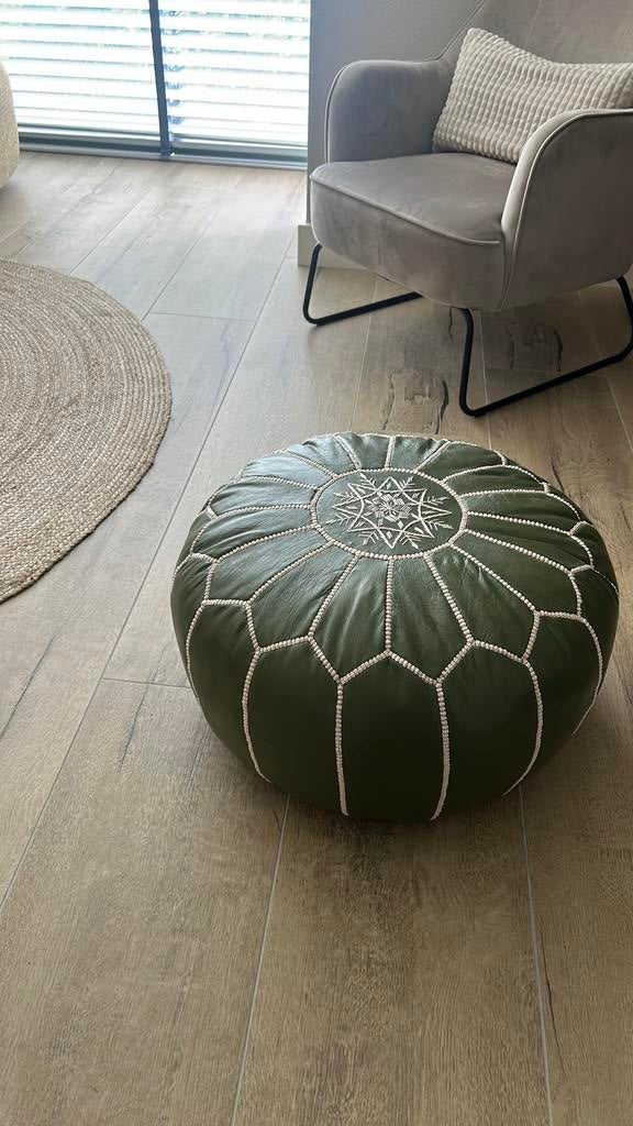 Groene retro poef, Ophalen of Verzenden, Zo goed als nieuw, Rond, 50 tot 75 cm