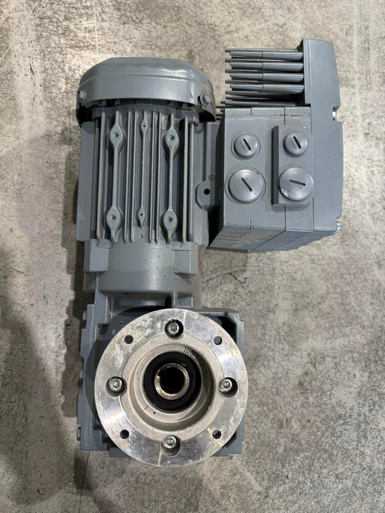 SEW Eurodrive motor met reductor WAF30 DRS71M4/MM07/LN, Ophalen of Verzenden, Zo goed als nieuw, Elektromotor
