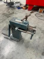 Jörg 4302 voormachine / kraalmachine plaatwerk, Ophalen, Gebruikt