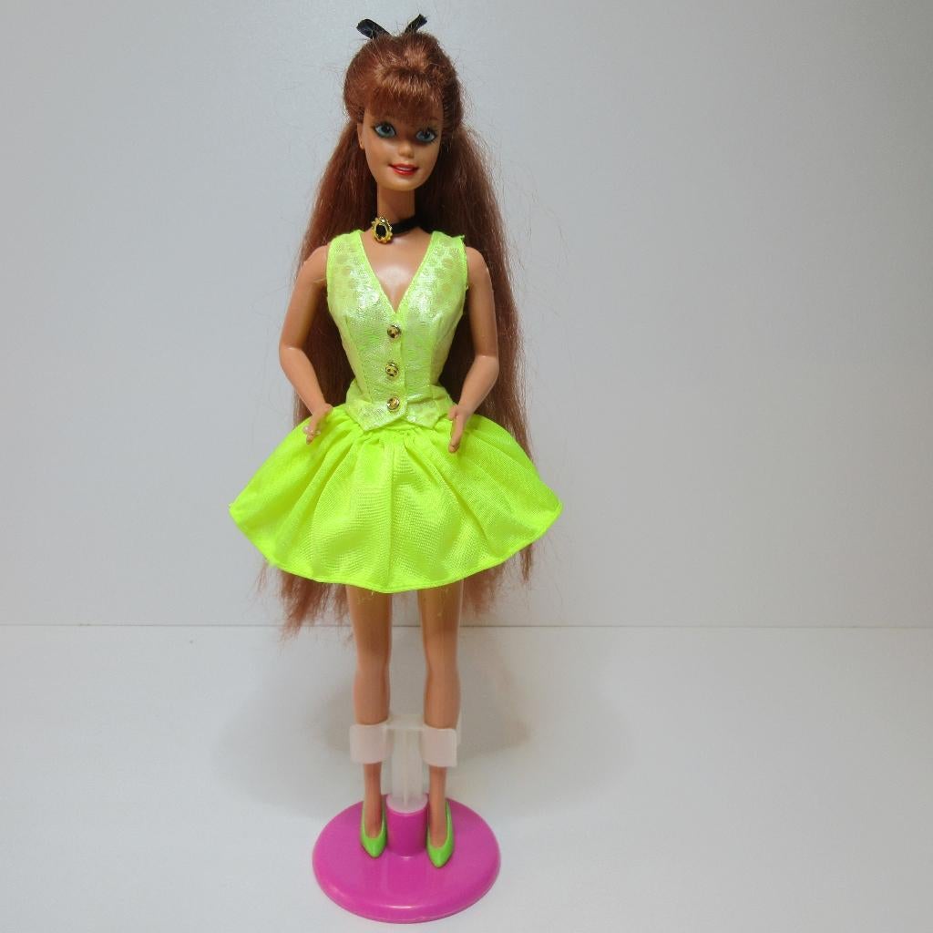 Cut and Style" Barbie uit 1994, Ophalen of Verzenden, Zo goed als nieuw, Pop