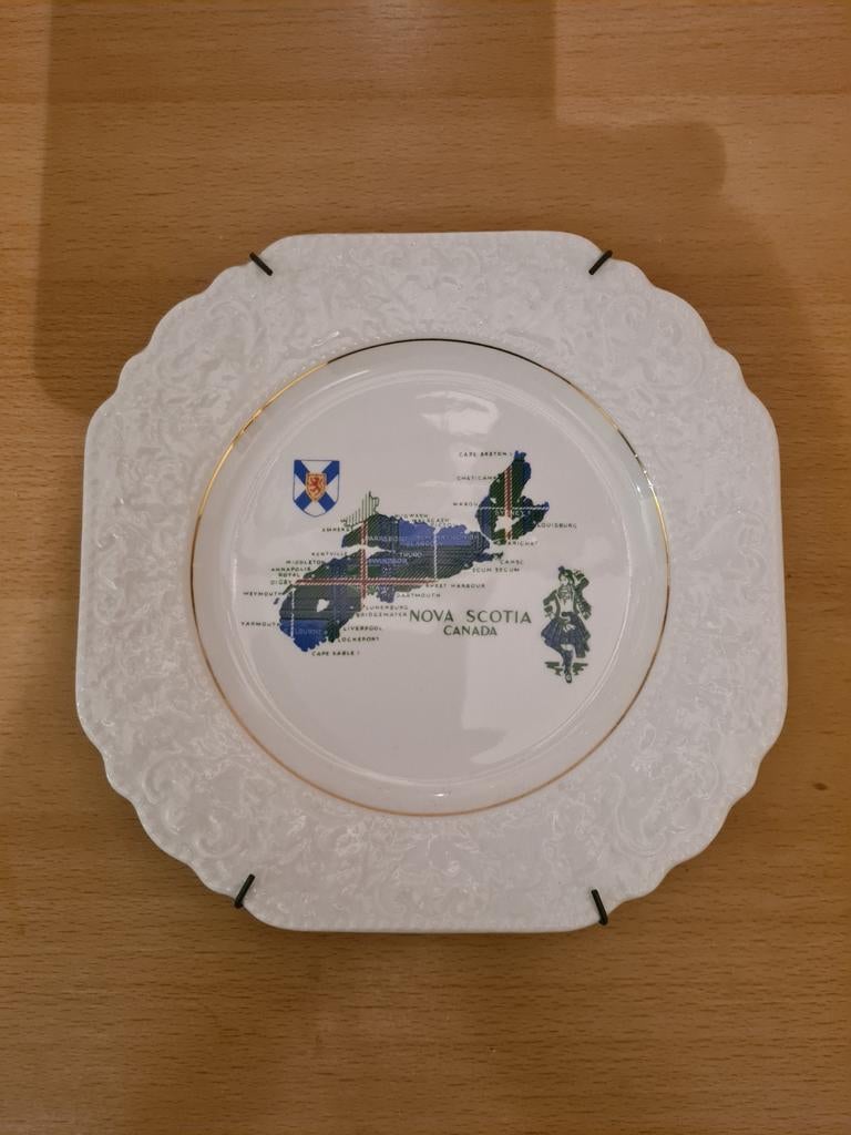 Vintage wandbord Nova Scotia, Ophalen