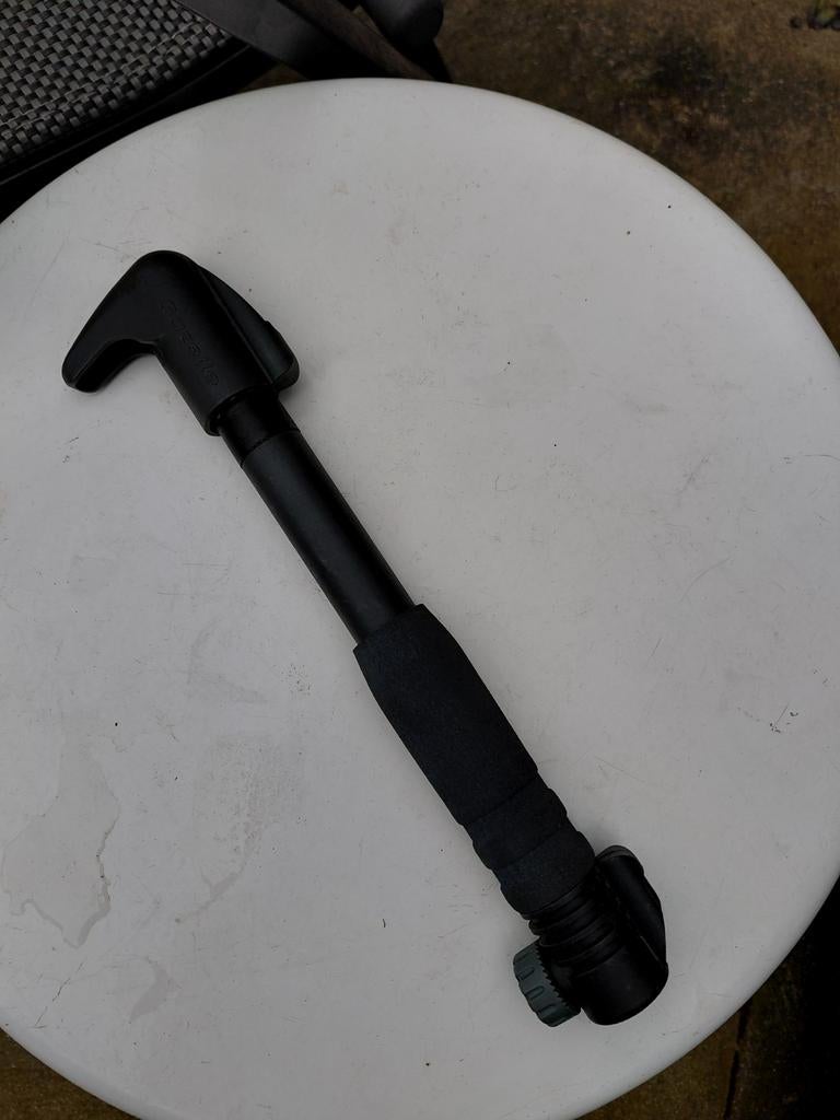 Fietspomp gazelle, Ophalen of Verzenden, Zo goed als nieuw