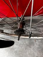 Twee fietswielen met Shimano naaf, Fietsen en Brommers, Fietsonderdelen, Ophalen of Verzenden, Gebruikt, Wiel, Staal