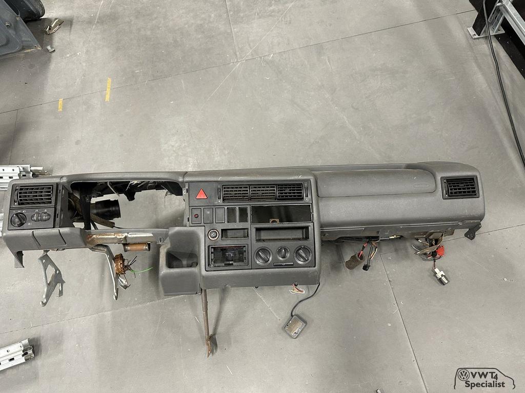 Volkswagen Transporter VW T4 Dashboard Dasboard airbag compl, Gebruikt, -, Volkswagen, -