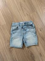 Lichtblauw ZARA spijkershort - maat 104, Ophalen of Verzenden, Zo goed als nieuw, Jongen, Broek