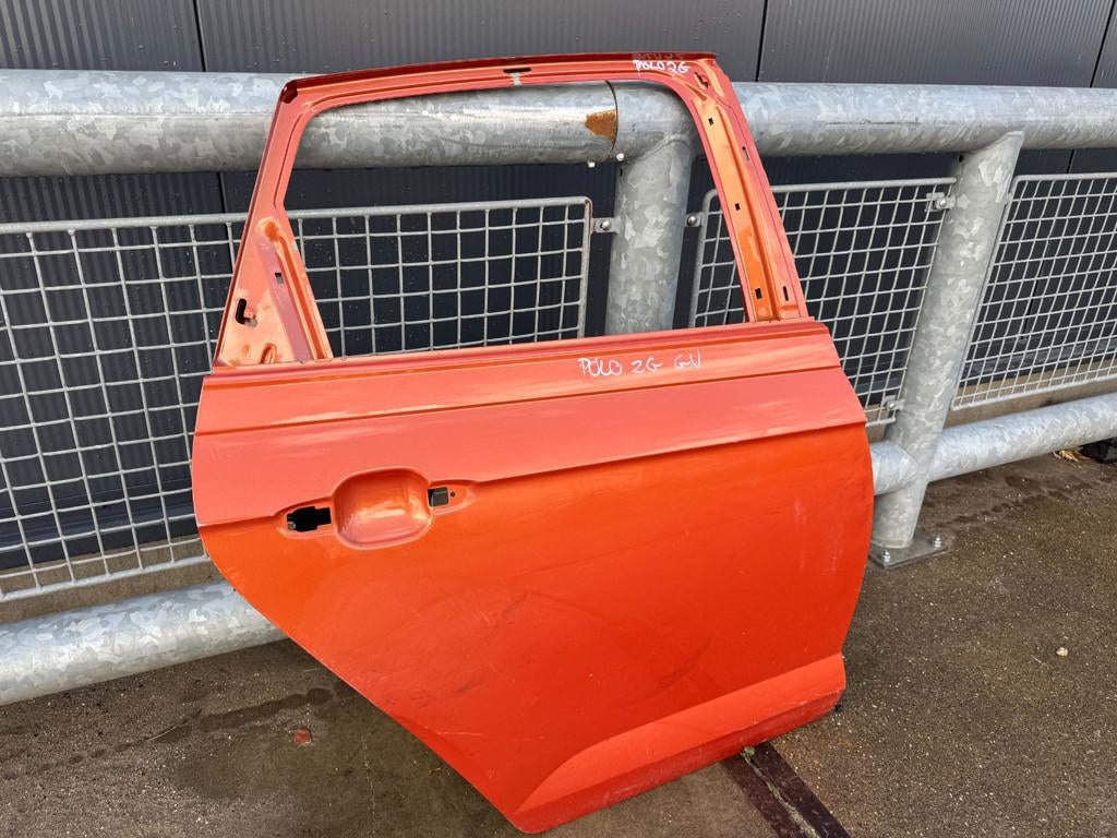 VW POLO DEUR PORTIER RECHTS ACHTER 2G4833312D 2018-, Auto-onderdelen, Gebruikt, Volkswagen AG, Achter, Berliner Ring 2
38440  Wolfsburg, DE