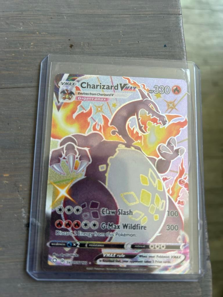 Charizard VMAX SV107/SV122 Shiny Vault Pokémon Kaart, Ophalen, Zo goed als nieuw, Losse kaart, Foil