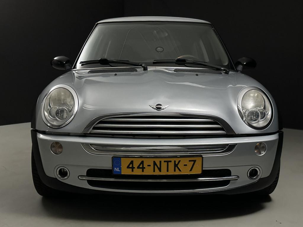 MINI One 1.6 *AC*BLACK WHEELS* (bj 2006), Auto's, Mini, Voorwielaandrijving, Elektrische ramen, 15 km/l, Gebruikt