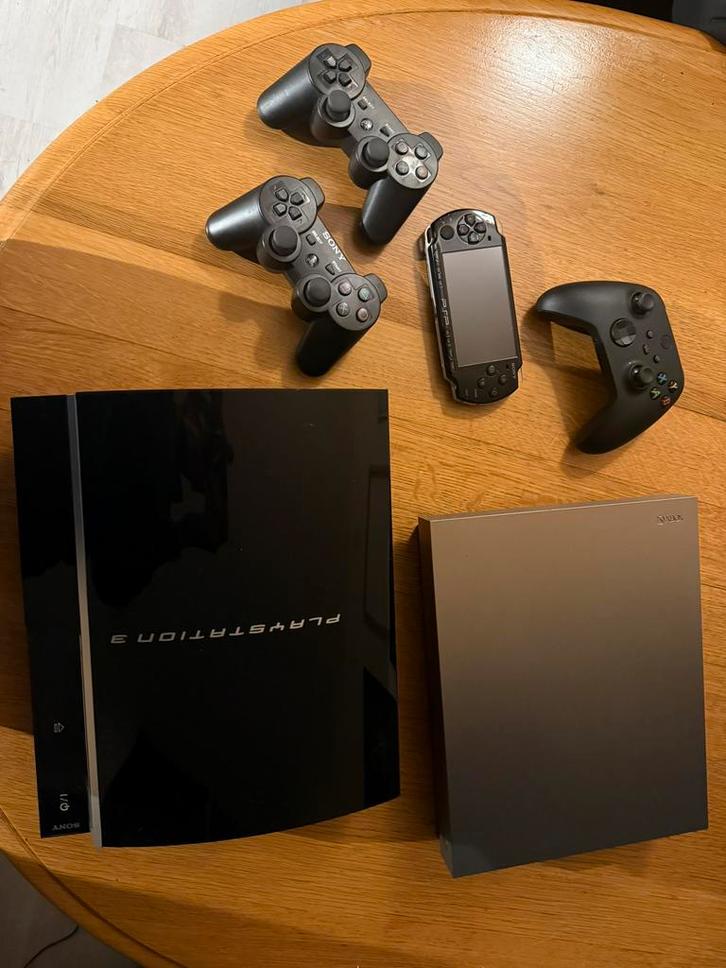 Game console, Spelcomputers en Games, Spelcomputers | Sony PlayStation 3, Zo goed als nieuw, Phat, Met 1 controller, Ophalen