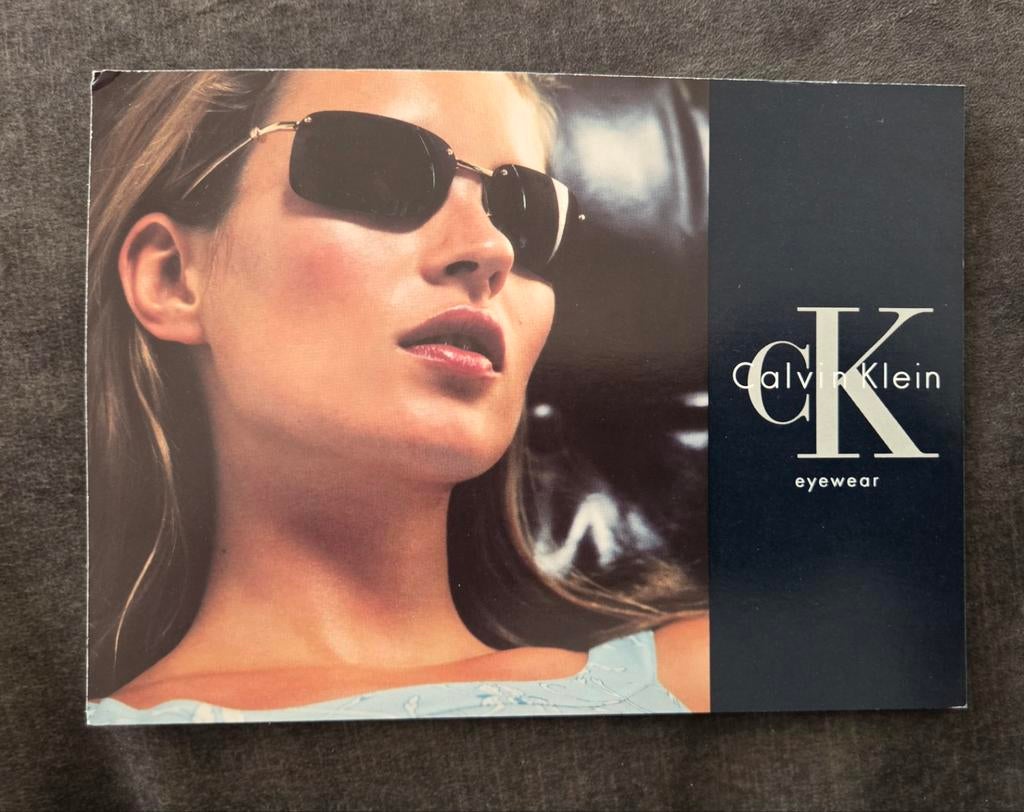 Kate Moss - Calvin Klein Eyewear, Verzenden, 1980 tot heden, Ongelopen, Sterren en Beroemdheden