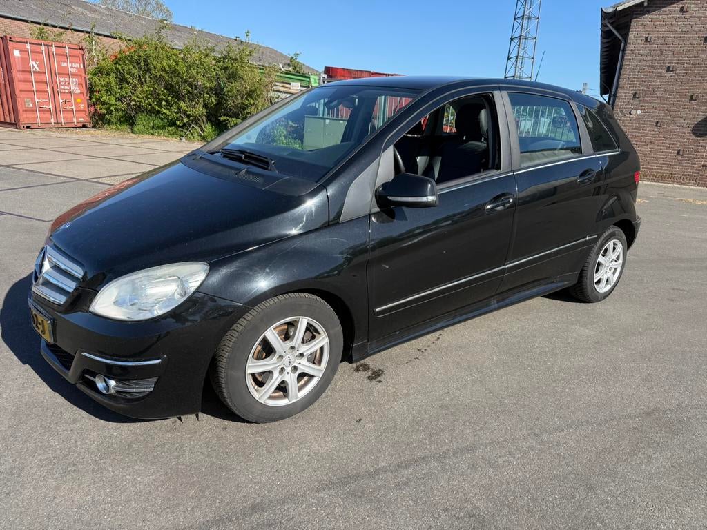 Mercedes-Benz B-Klasse 2.0 CDI B200 automaat, Auto's, Mercedes-Benz, 715 kg, Leder en Stof, Zwart, Bedrijf