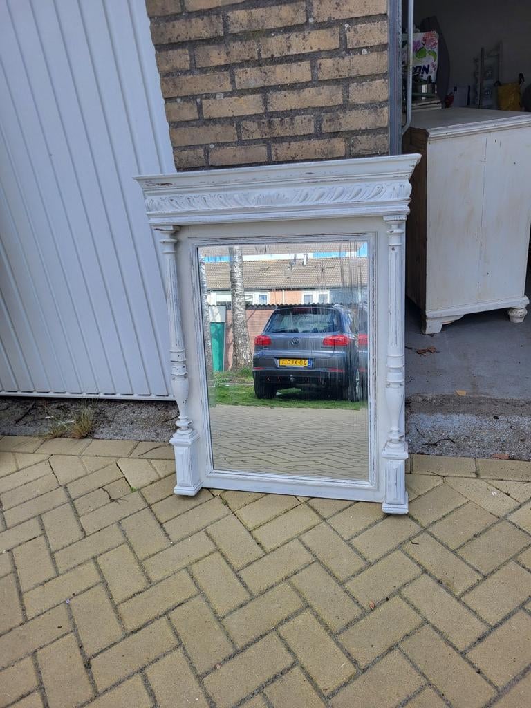 Brocante Verweerde Spiegel - Wit - 82x102 cm, Antiek en Kunst, Ophalen, Rechthoekig, 50 tot 100 cm, 100 tot 150 cm