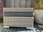 Mooie hocker 70x70cm voor buiten, Hocker, Zo goed als nieuw, Wicker, Ophalen