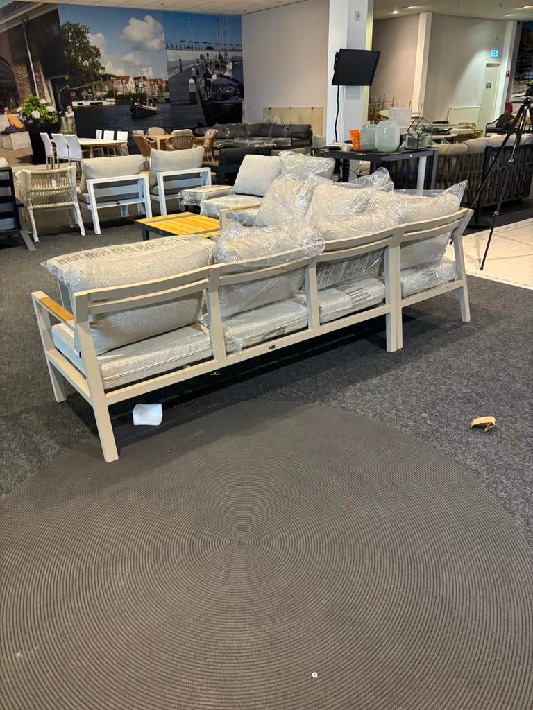 Luxe Aluminium Loungeset - Comfortabel en Duurzaam, Meer dan 8 zitplaatsen, Aluminium, Ophalen of Verzenden, Zo goed als nieuw