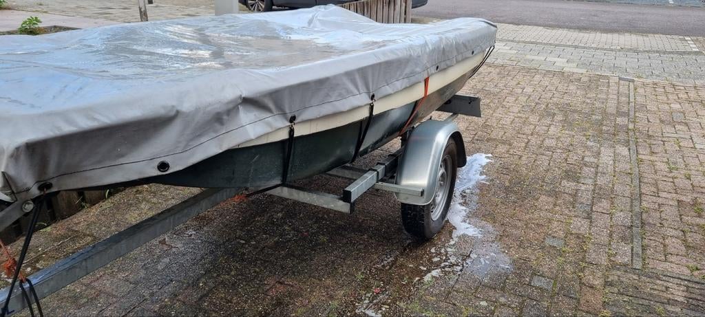 Polyester visboot met trailer, Watersport en Boten, Speedboten, Ophalen, Minder dan 70 pk, 3 tot 6 meter, Buitenboordmotor