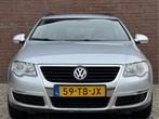 Volkswagen Passat Variant 2.0 FSI COMFORTLINE | NL-AUTO!, Stof, Gebruikt, Beige, 4 cilinders