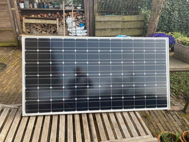 Off-Grid Zonnepaneel Set 200W voor Camper, Caravan, Tuinhuis, Doe-het-zelf en Verbouw, Zonnepanelen en Toebehoren, Zo goed als nieuw