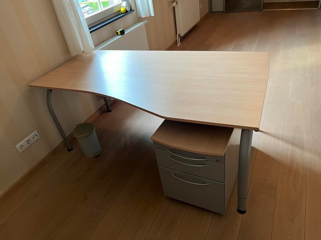 Bureau met ladeblok, Ophalen, Gebruikt, Bruin, Hout