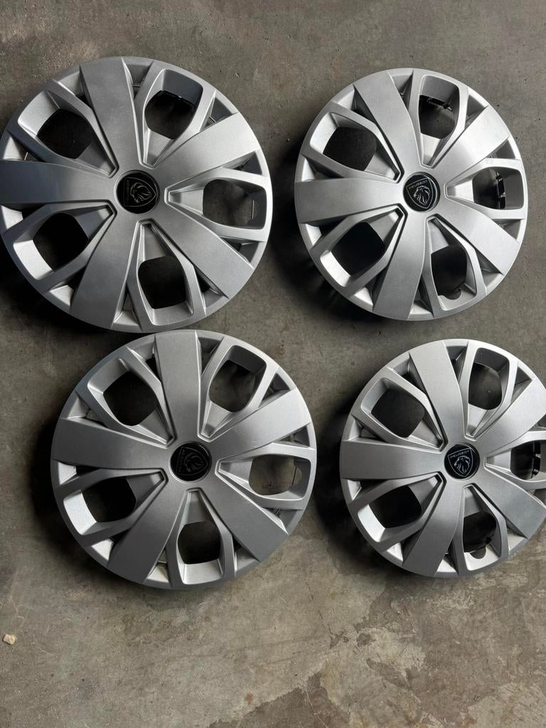 Wieldoppen FIAT / PEUGEOT MB Sprinter, Auto diversen, Wieldoppen, Nieuw, Ophalen