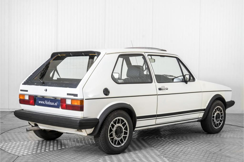Volkswagen Golf 1 1.8 GTi (bj 1983), Auto's, Voorwielaandrijving, Gebruikt, 4 cilinders, Wit