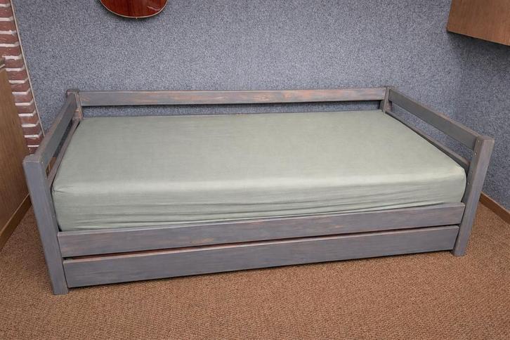 Flexa bed met onderschuifbed, excl. matrassen, Huis en Inrichting, Slaapkamer | Slaapbanken, Gebruikt, 90 cm, 200 cm, Eenpersoons