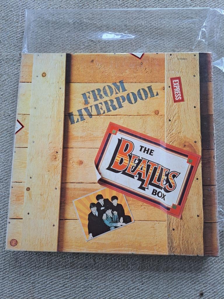 The Beatles Box - From Liverpool - 8 LP Box Set japan, Cd's en Dvd's, Vinyl | Rock, Zo goed als nieuw, Poprock, 12 inch, Ophalen of Verzenden