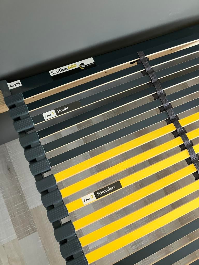 2x Lattenbodem Bossflex 600, Ophalen, Zo goed als nieuw, Tweepersoons
