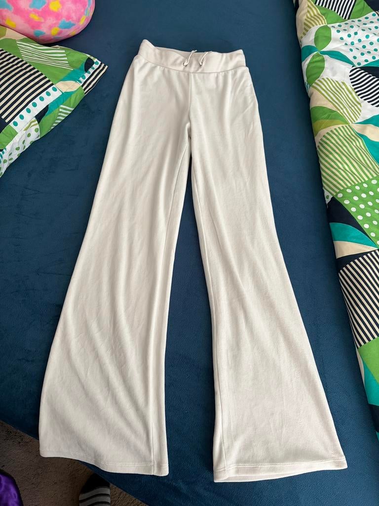 Flare broek H&M maat 164, Kinderen en Baby's, Kinderkleding | Maat 164, Ophalen of Verzenden, Zo goed als nieuw, Meisje, Broek