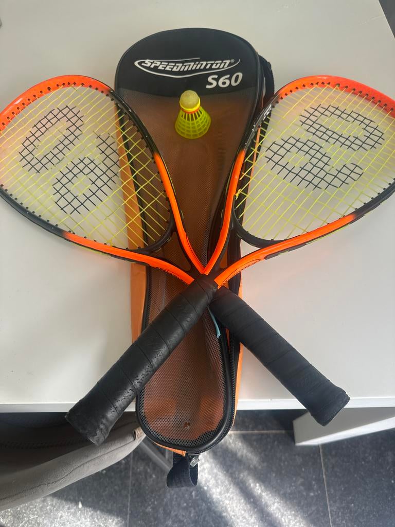 Speedminton S60 set met rackets en shuttle, Ophalen of Verzenden, Gebruikt, Racket(s)