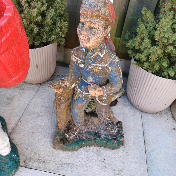 Betonnen tuinbeeld  brandweerman 25€, Tuin en Terras, Tuinbeelden, Ophalen