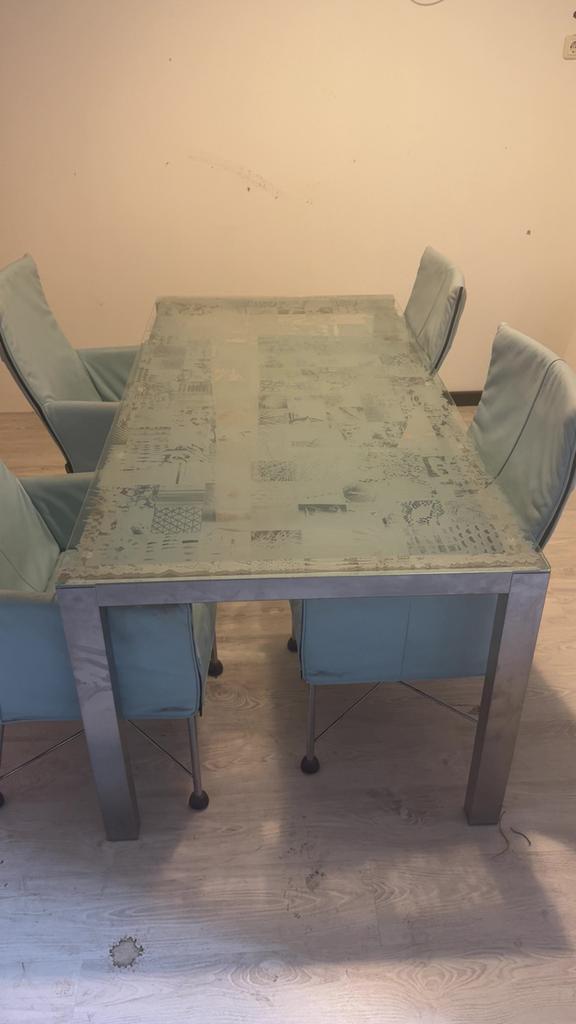 Eettafel met 4 stoelen, Ophalen of Verzenden, Gebruikt, 4 tot 6 stoelen