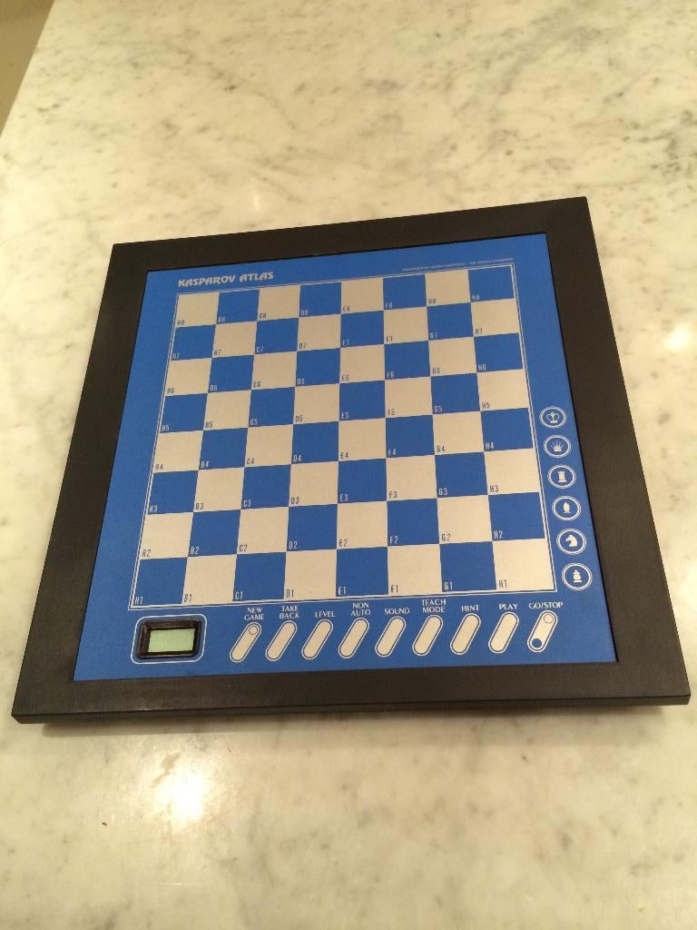 Vintage Saitek Kasparov Atlas K11 Schaakcomputer ZGAN!!, Ophalen, Minder dan 500 stukjes, Zo goed als nieuw, Schaken