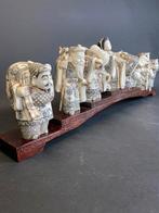 Japanse set van zeven botgesneden figuren – Shichifukujin, Ophalen of Verzenden