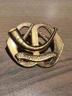 Baretembleem Regiment Infanterie Menno van  Coehoorn., Verzamelen, Ophalen of Verzenden, Landmacht, Nederland, Embleem of Badge