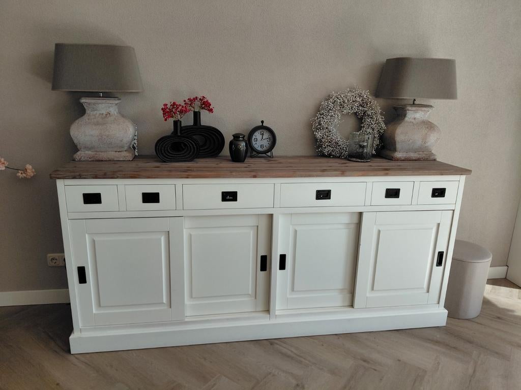 Wit landelijk dressoir met schuifdeuren en lades, Huis en Inrichting, Kasten | Dressoirs, Ophalen, Gebruikt, 150 tot 200 cm, Landelijke stijl
