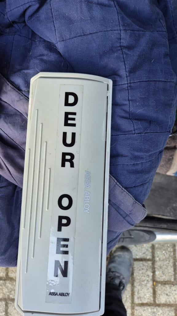 Assa Abloy Deurautomaat - Deur Open, Doe-het-zelf en Verbouw, Hang- en Sluitwerk, Ophalen of Verzenden, Gebruikt, Overige materialen