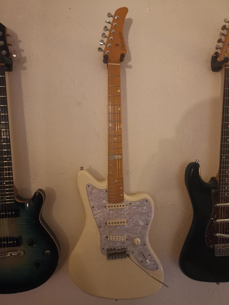 Fernandes Jazzmaster Japan Sid edition, Muziek en Instrumenten, Ophalen