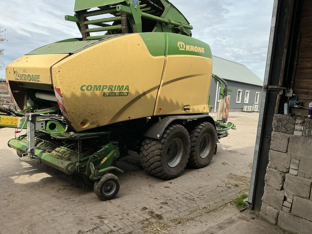 Krone Comprima CF 155 XC Plus rondebalenpers, Ophalen, Veehouderij, Oogstmachine