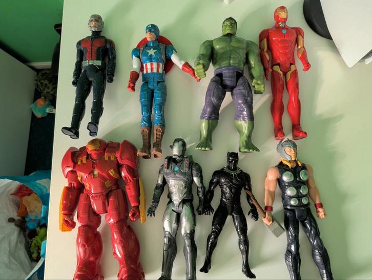8 Marvel actiefiguren 30 cm - Ant-Man, Hulk, Iron Man, Thor, Kinderen en Baby's, Speelgoed | Actiefiguren, Ophalen