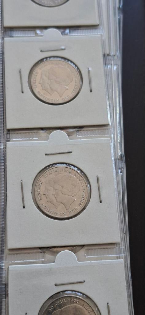 Dubbele kop gulden 1980 bieden div.op voorraad, Postzegels en Munten, Ophalen of Verzenden, Koningin Beatrix, 1 gulden
