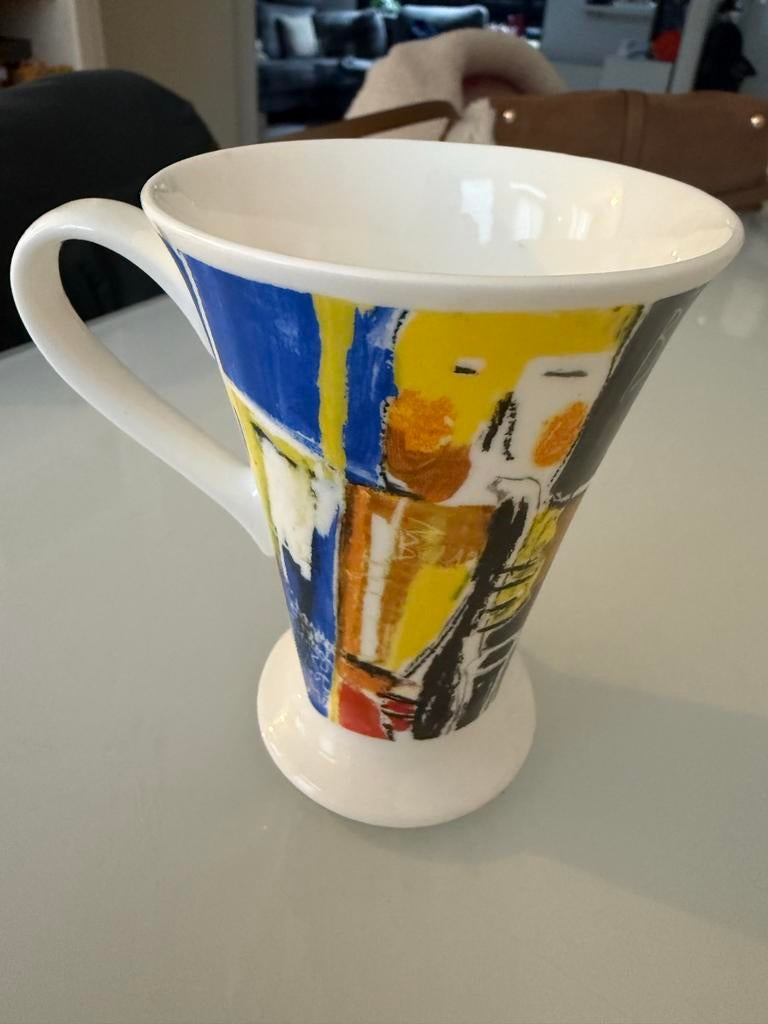 Unieke 'Blue Bird' mokken, set van 2, 2001 art collection, Keramiek, Ophalen of Verzenden, Zo goed als nieuw, Overige stijlen