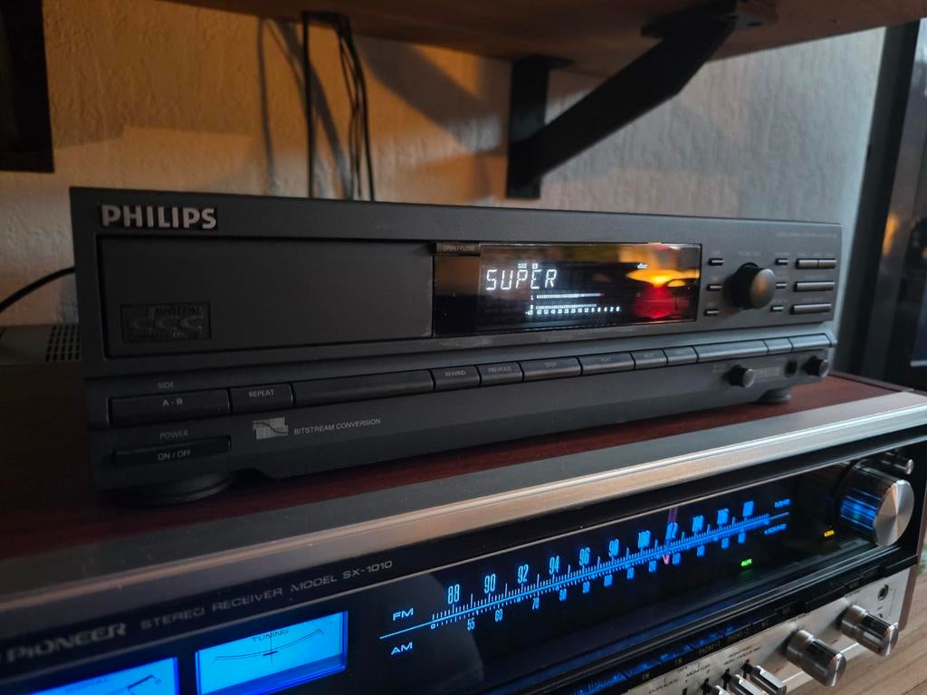 Philips DCC 300 Nieuw in Doos + DCC Bandjes, Audio, Tv en Foto, Cassettedecks, Ophalen of Verzenden, Enkel, Philips