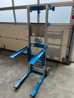 Genie montagelift, Ophalen, Zo goed als nieuw, Handmatig