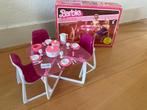 Barbie eettafel meubels, Ophalen of Verzenden, Gebruikt, Barbie