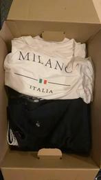 Dozen vol kleding, Ophalen of Verzenden