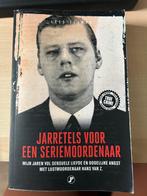 Jarretels voor een seriemoordenaar - Loes Leeman, Boeken, Ophalen of Verzenden, Gelezen, Overige
