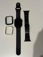 Apple Watch Series 4 - 44mm Ceramic Case, Sieraden, Tassen en Uiterlijk, Smartwatches, Afstand, Gebruikt, Apple Watch ⌚️, Zwart