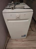 Indesit vaatwasmachine, Witgoed en Apparatuur, Ophalen, Zo goed als nieuw, Vrijstaand, Minder dan 45 cm