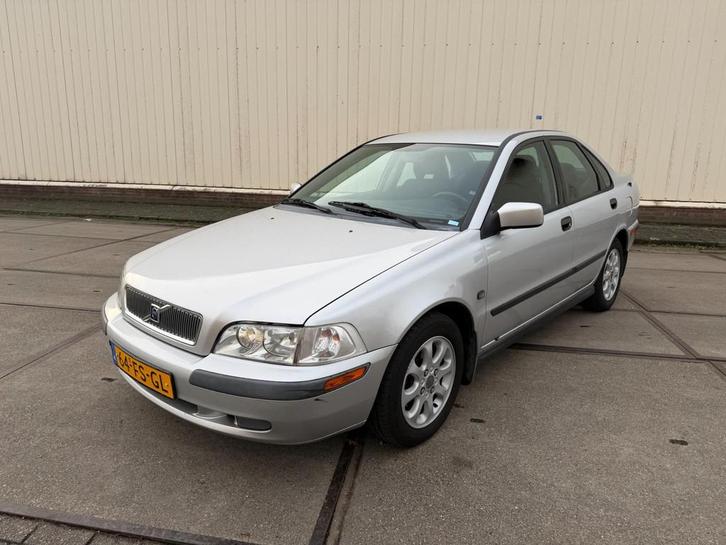 Volvo S40 1.8 automaat trekhaak, Auto's, Volvo, Bedrijf, Te koop, S40, ABS, Airbags, Airconditioning, Centrale vergrendeling, Elektrische buitenspiegels