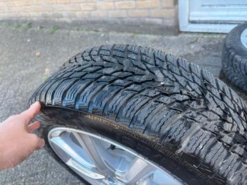 4 X Winterbanden met velgen van Dezent 195/55R16 beschikbaar voor biedingen